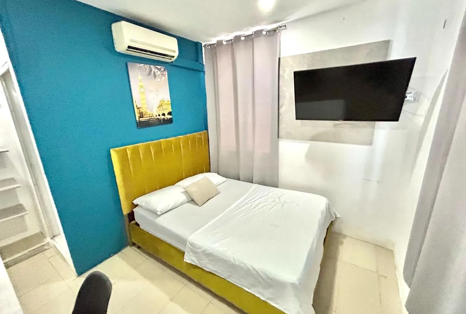 Hotel Titanic Suite Santa Marta  0*, Santa Marta (Magdalena)